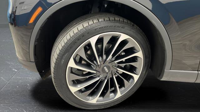 Used 2025 Lincoln Aviator Reserve w/ Equipment Group 201A AWD/4WD image 39