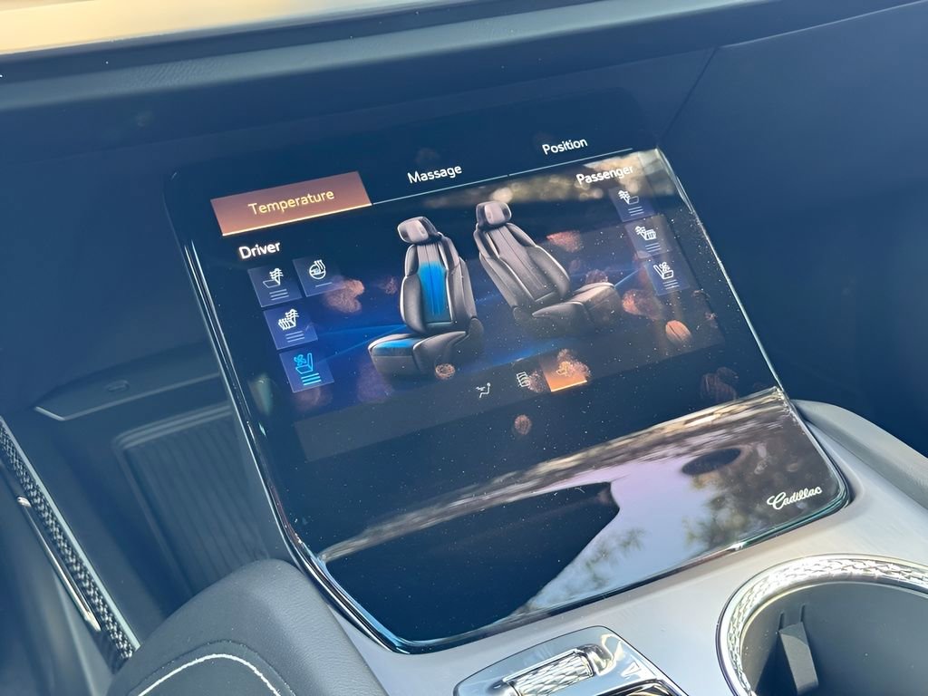 New 2026 Cadillac Vistiq Luxury AWD/4WD image 26