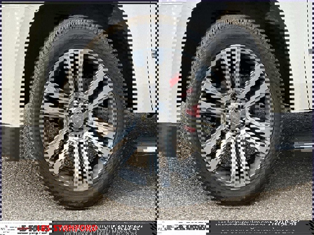 Used 2018 GMC Yukon Denali w/ Denali Ultimate Package image 10