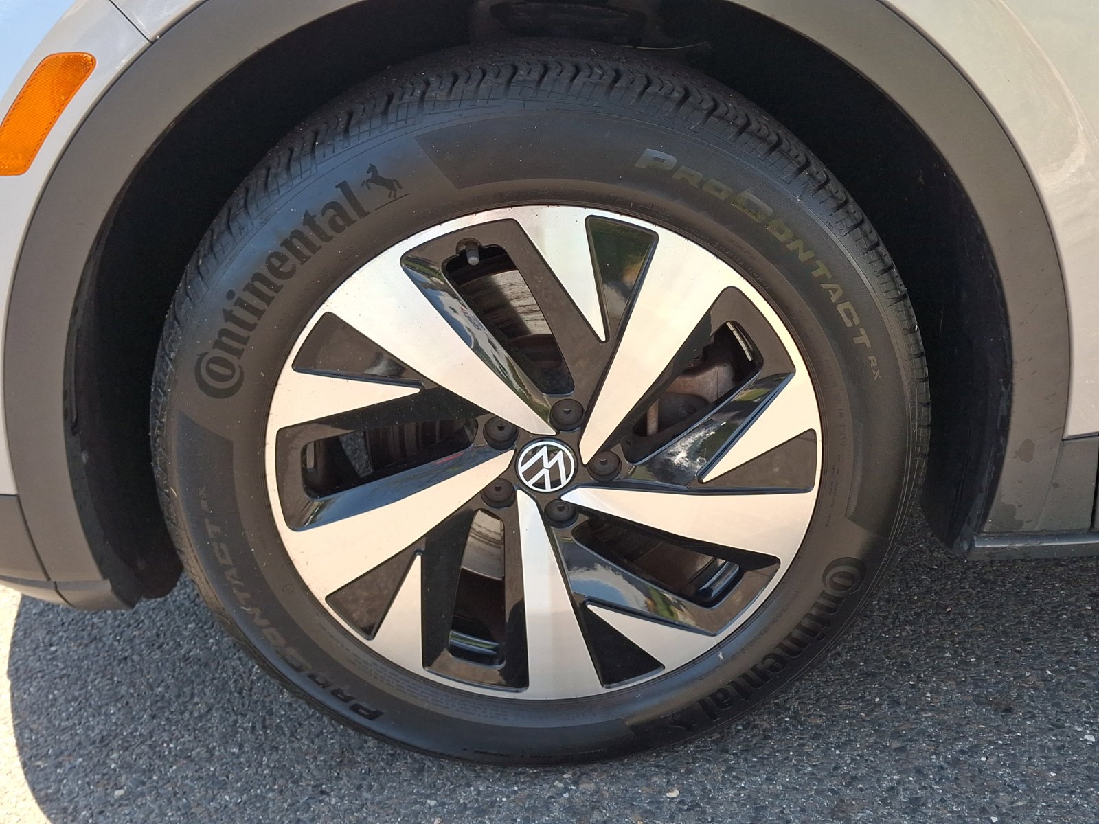 Certified 2023 Volkswagen ID.4 Pro RWD image 9
