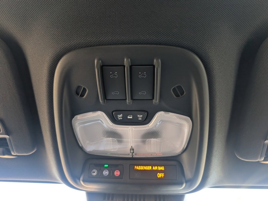 New 2026 Chevrolet Colorado ZR2 w/ Technology Package image 21