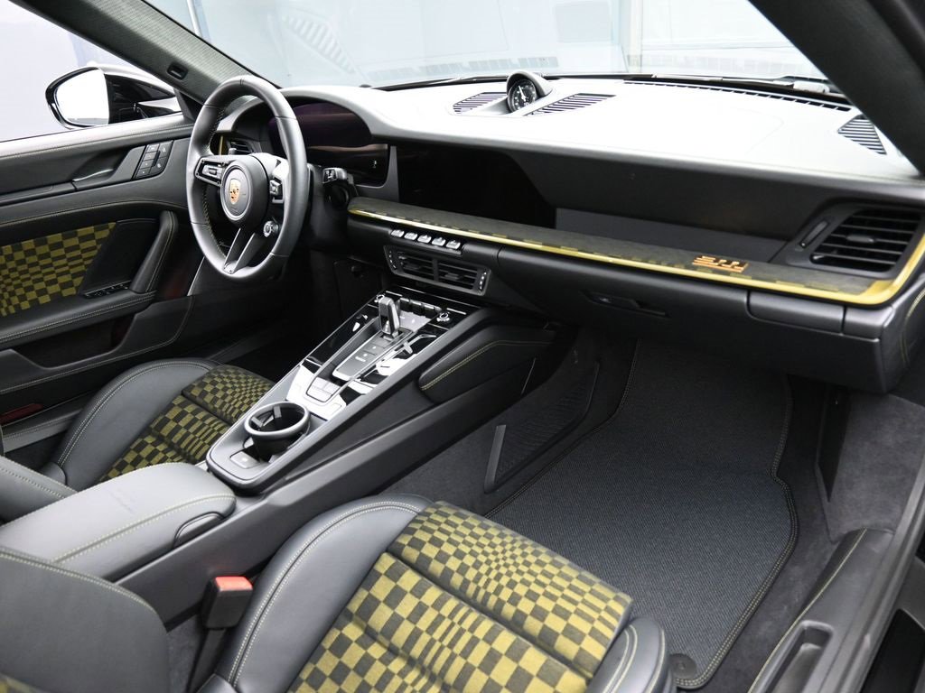 New 2026 Porsche 911 Carrera 4 GTS image 32