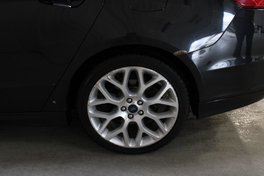 Used 2014 Ford Fusion Titanium AWD/4WD image 29