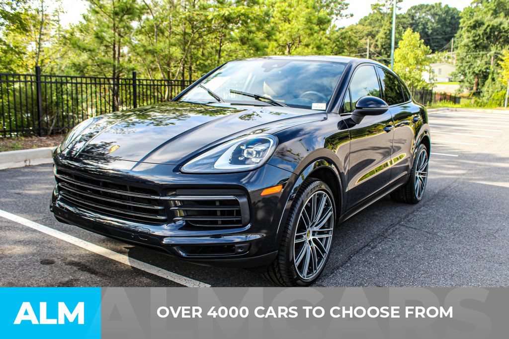 Used 2023 Porsche Cayenne Coupe w/ Premium Package AWD/4WD image 2