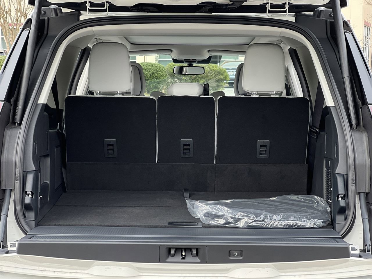 New 2026 Ford Expedition Max Platinum AWD/4WD image 22