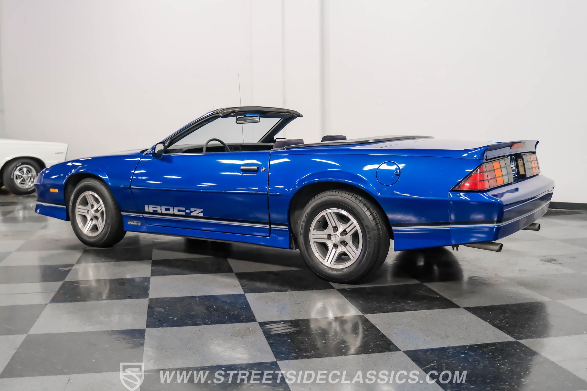 Used 1989 Chevrolet Camaro IROC-Z image 8