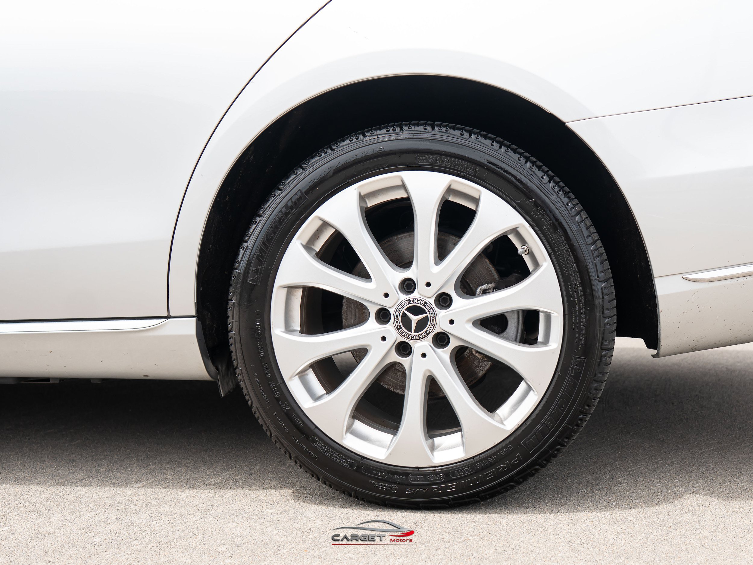 Used 2019 Mercedes-Benz E 300 4MATIC w/ Premium 1 Package image 12