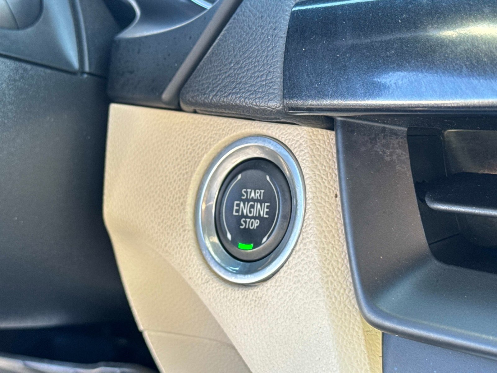 Used 2021 Cadillac CT4 Premium Luxury image 11