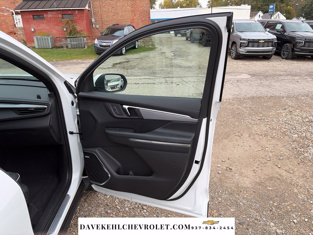 Used 2026 Buick Enclave Preferred FWD image 25
