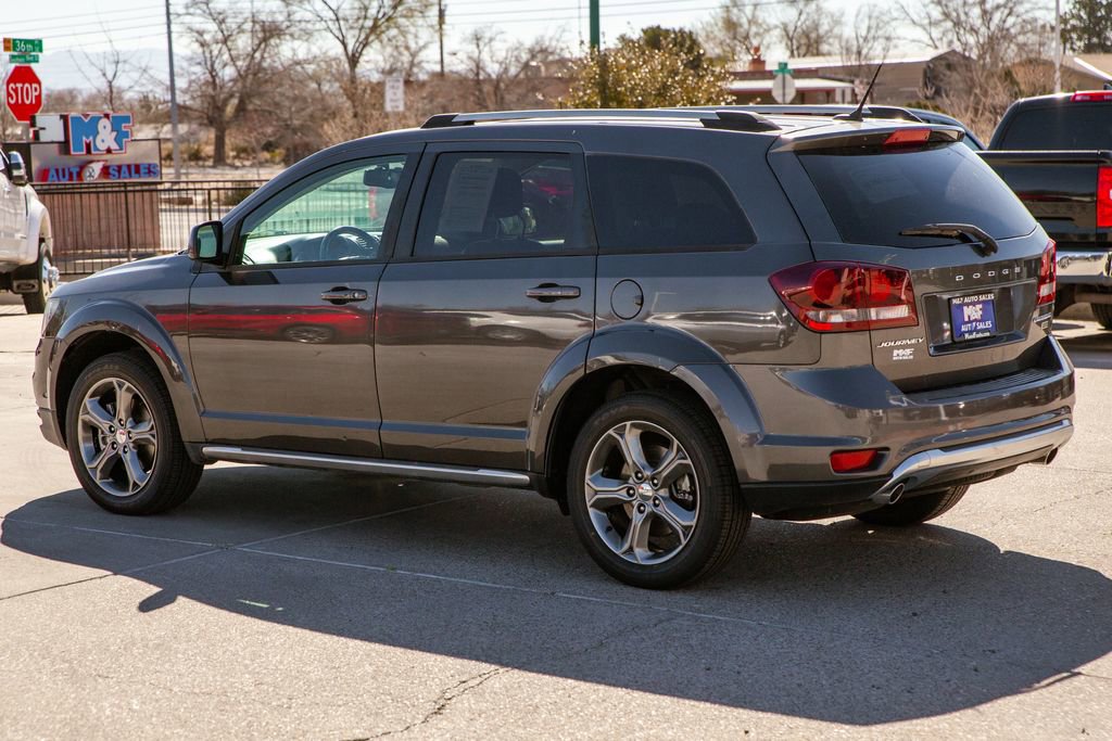Used 2017 Dodge Journey Crossroad FWD image 7
