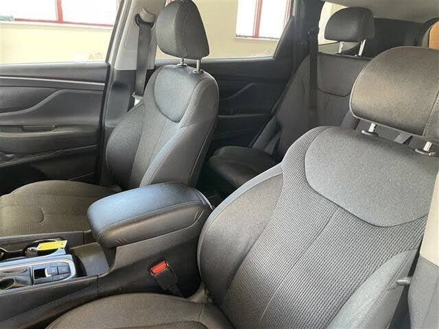 Used 2019 Hyundai Santa Fe SE AWD/4WD image 23