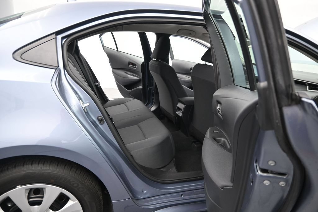 Used 2026 Toyota Corolla LE FWD image 19