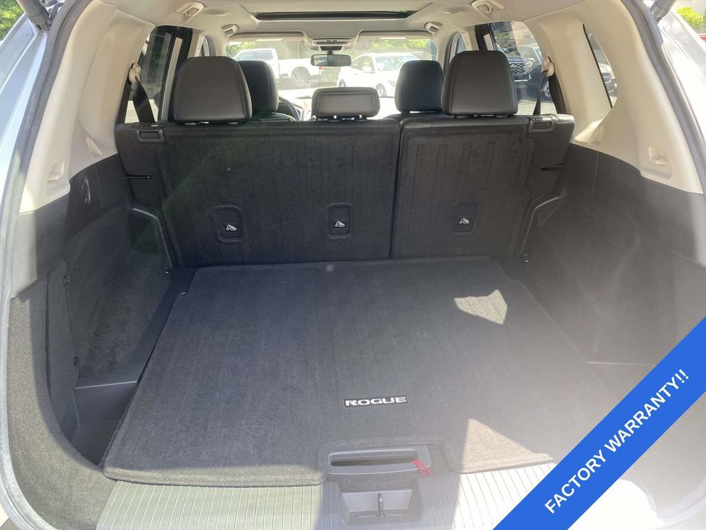 Used 2021 Nissan Rogue SV w/ Premium Package FWD image 10