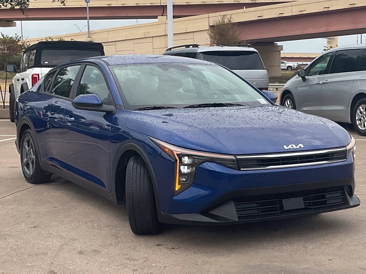 Used 2025 Kia K4 FWD image 3