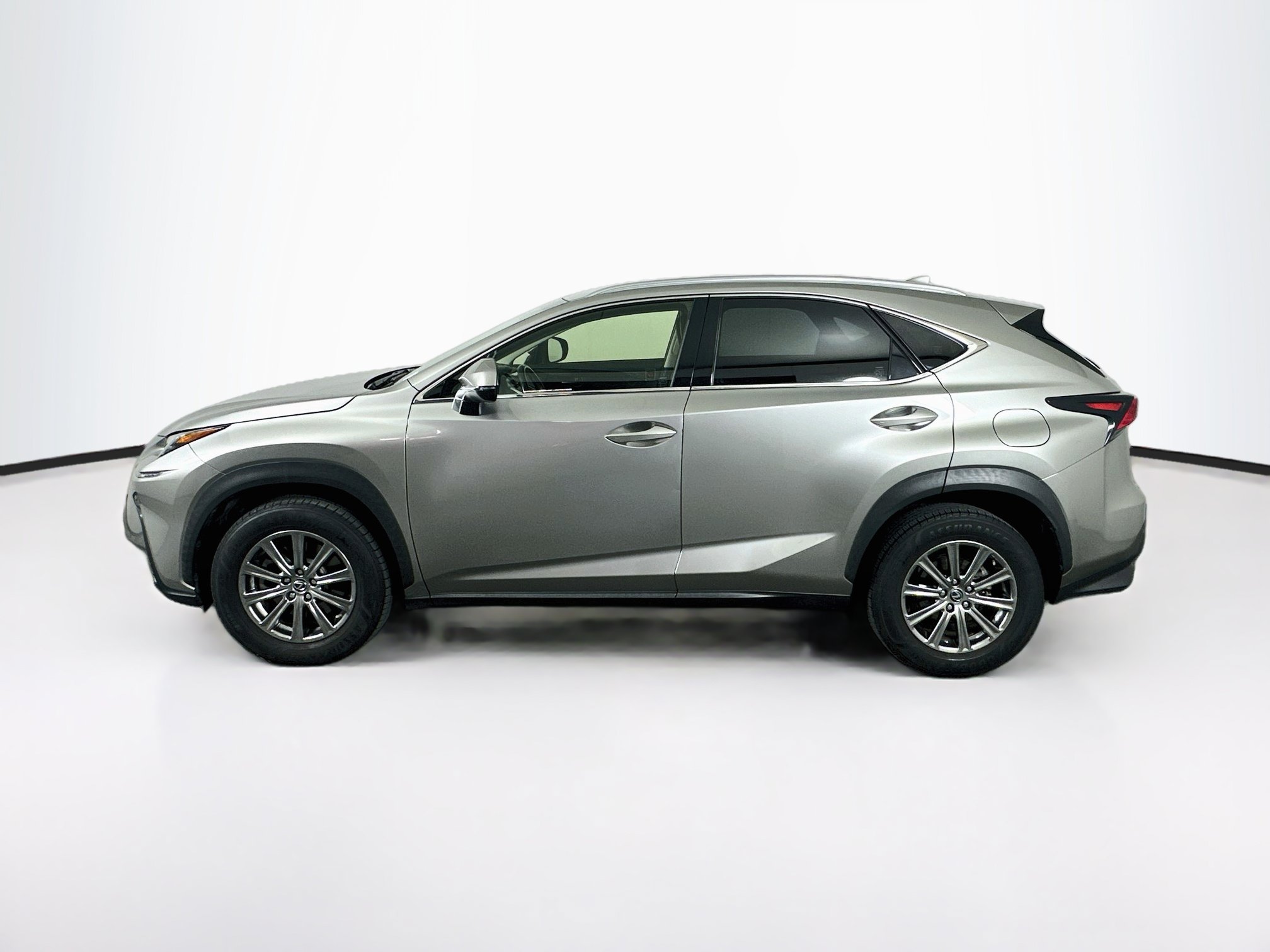 Used 2019 Lexus NX 300 FWD w/ Comfort Package image 4