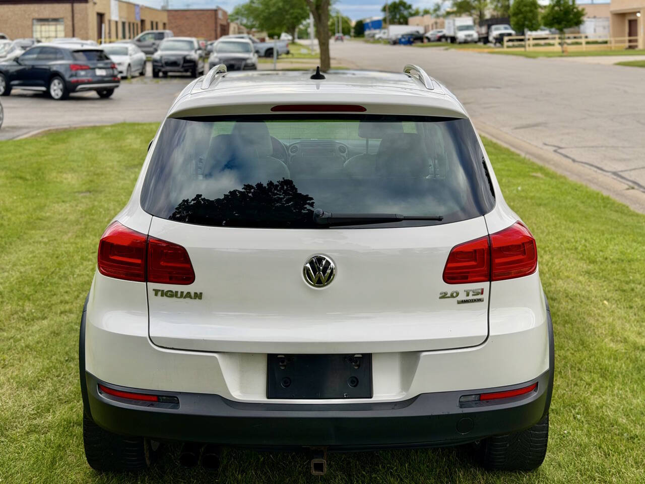 Used 2013 Volkswagen Tiguan SEL AWD/4WD image 8