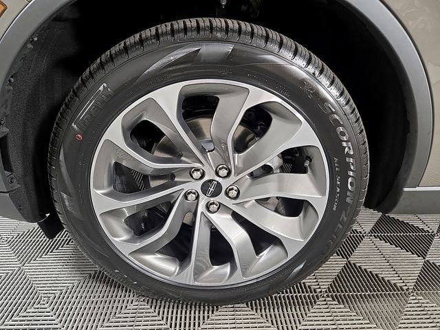 New 2026 Lincoln Aviator AWD image 9
