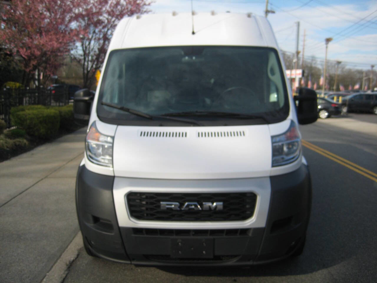 Used 2021 RAM ProMaster 2500 w/ Convenience Group FWD image 2