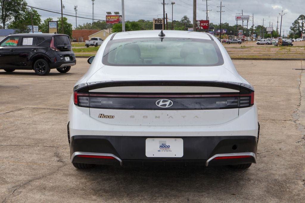 Used 2025 Hyundai Sonata SEL FWD image 19