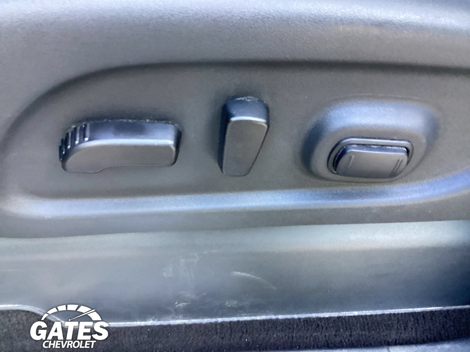 Used 2019 Nissan Titan SL w/ Texas Titan Edition AWD/4WD image 15
