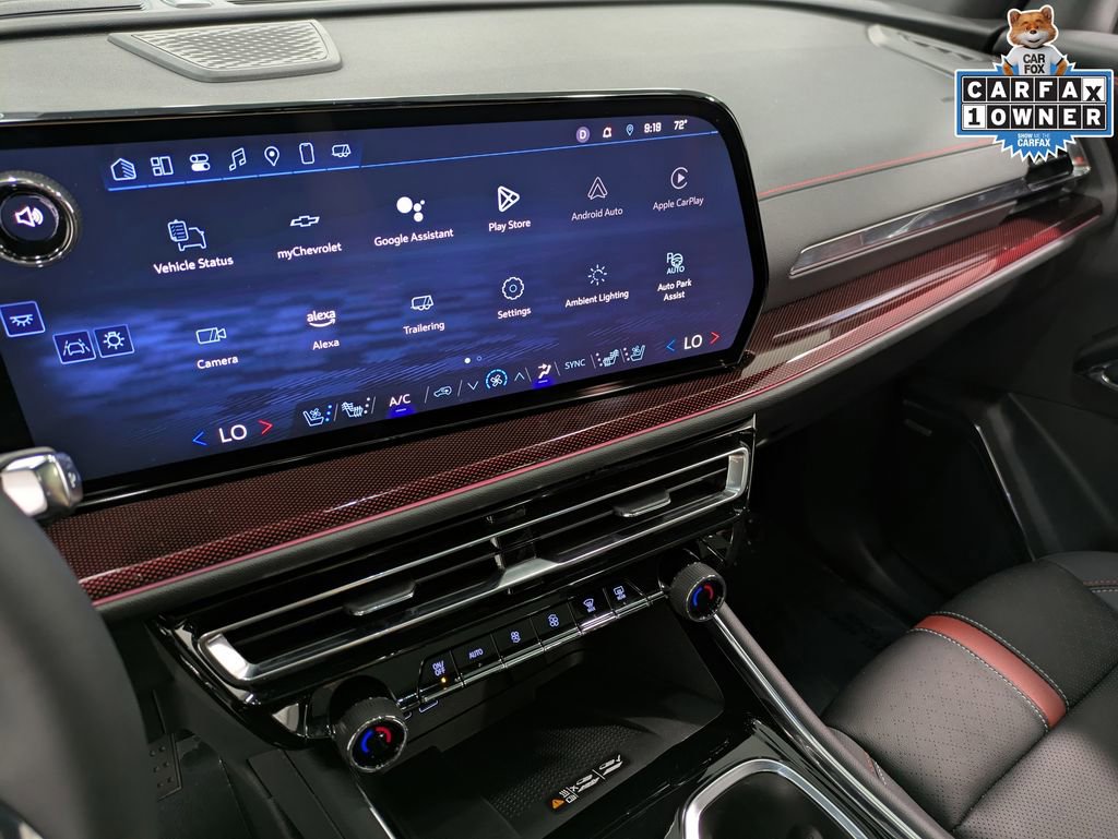 Used 2025 Chevrolet Traverse RS AWD/4WD image 11