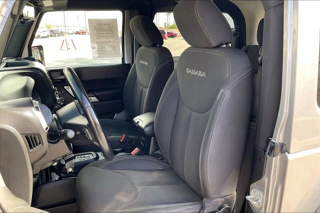 Used 2018 Jeep Wrangler Sahara w/ Connectivity Group image 23