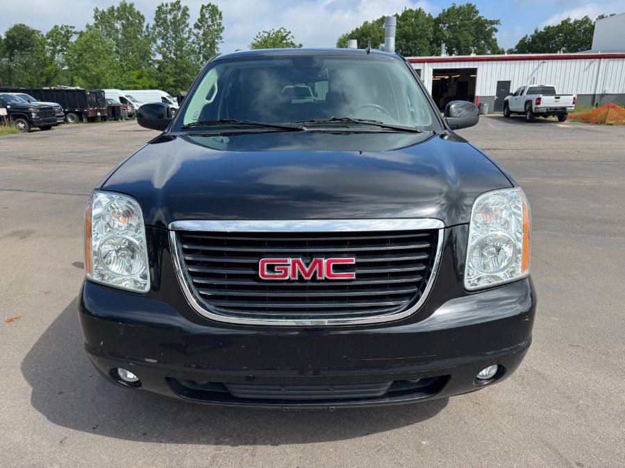 Used 2013 GMC Yukon XL SLT w/ SLT-2 Equipment Package AWD/4WD image 8