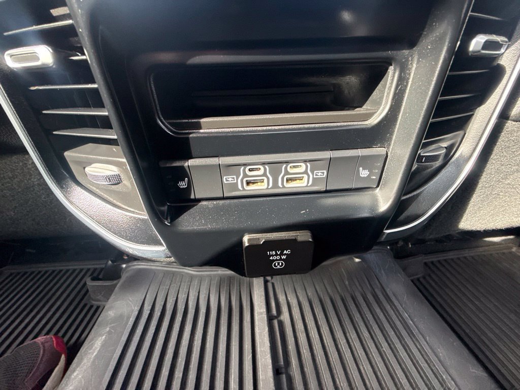 Used 2024 RAM 2500 Laramie w/ Sport Appearance Package AWD/4WD image 11