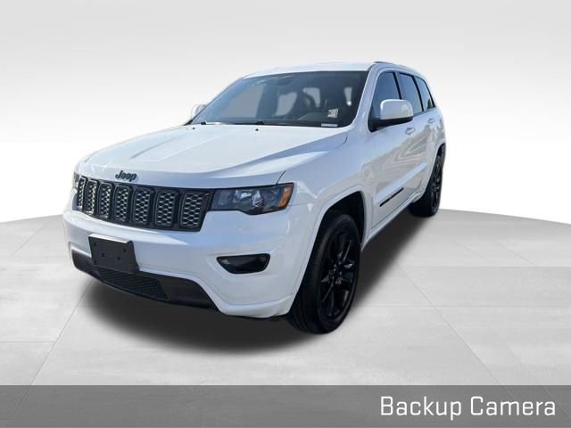 Used 2020 Jeep Grand Cherokee Altitude AWD/4WD image 6