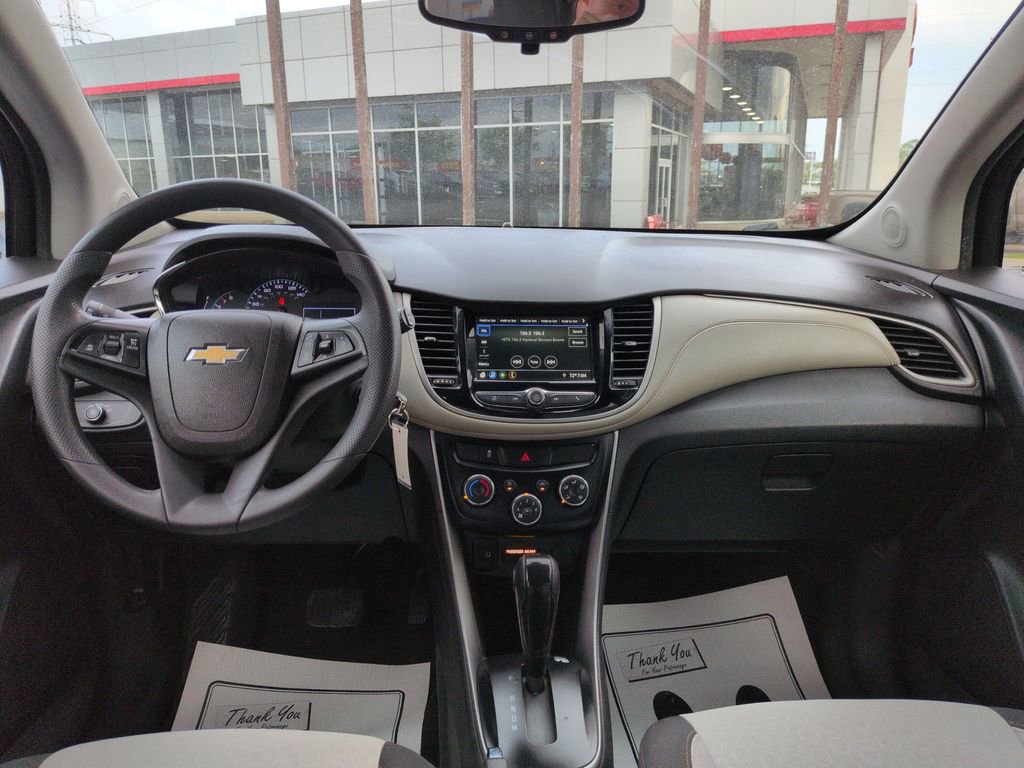Used 2019 Chevrolet Trax LS w/ Tint and Cruise Package AWD/4WD image 12
