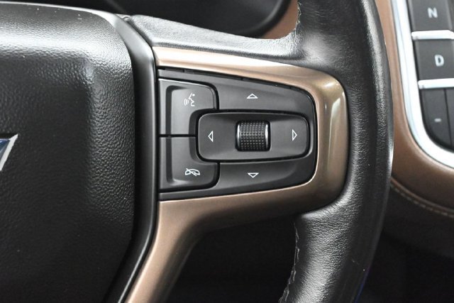Used 2022 Chevrolet Suburban High Country AWD/4WD image 18