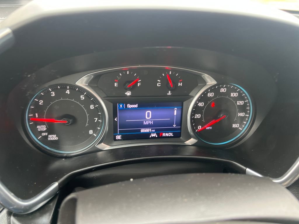 Used 2020 Chevrolet Equinox LT w/ Driver Convenience Package image 14