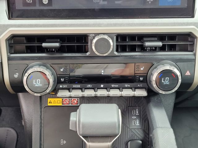 Certified 2024 Toyota Tacoma Trailhunter image 25