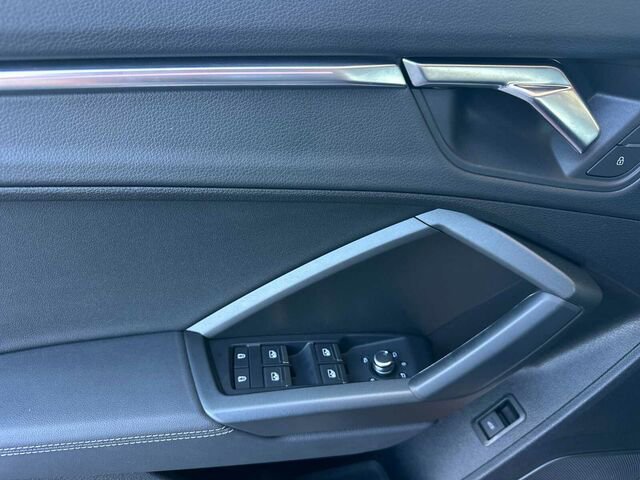 Used 2021 Audi Q3 2.0T Premium Plus w/ Premium Plus Package image 13