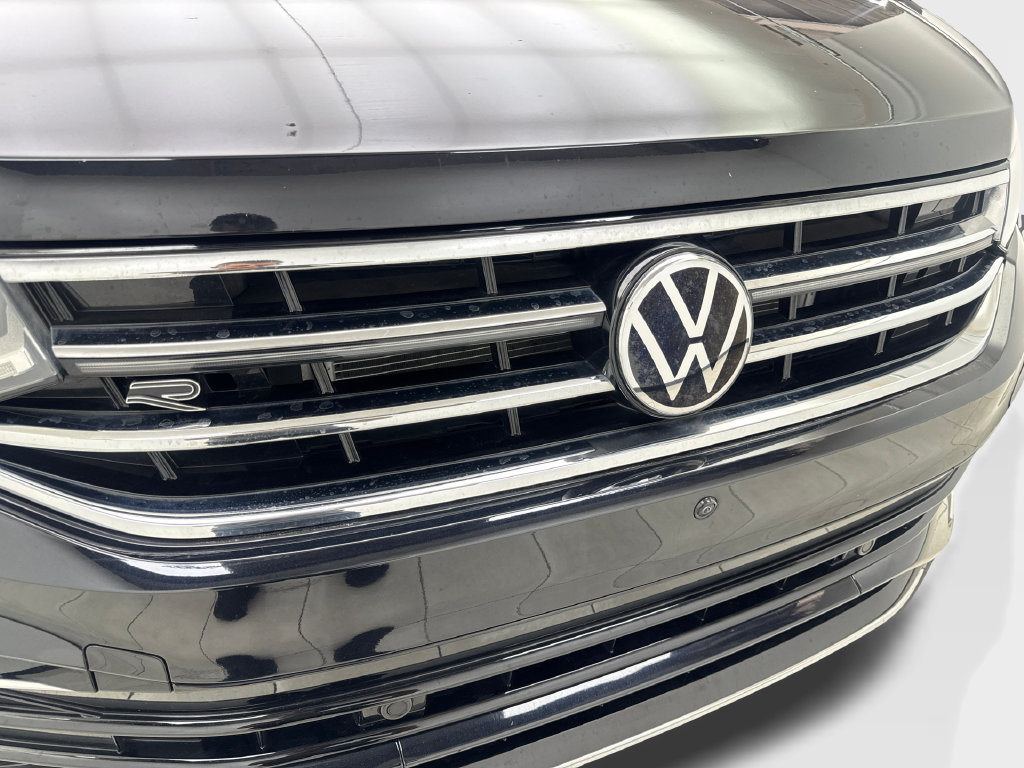 Used 2024 Volkswagen Tiguan SEL R-Line AWD/4WD image 26