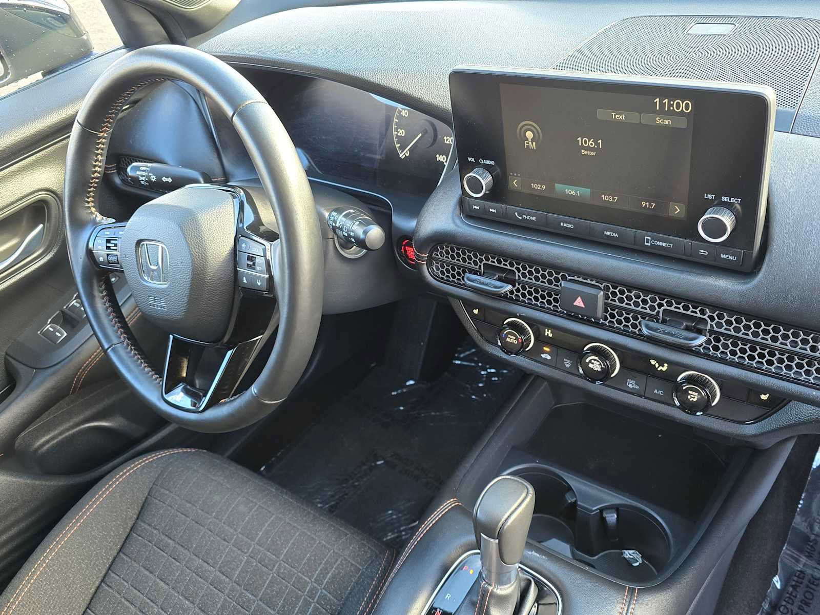 Used 2025 Honda HR-V Sport image 10