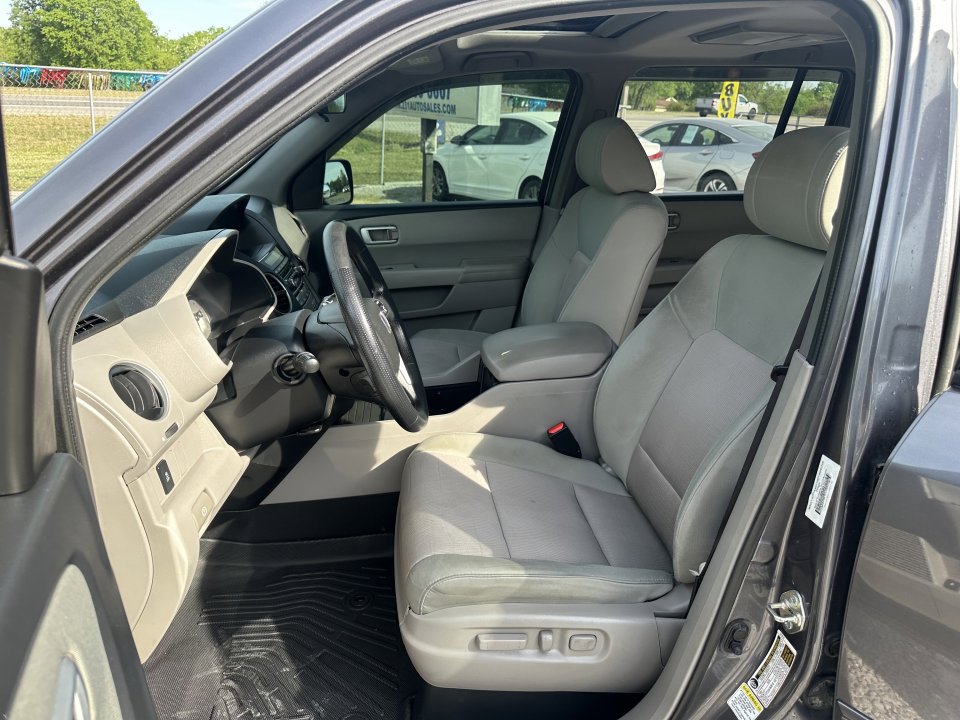 Used 2015 Honda Pilot SE image 17