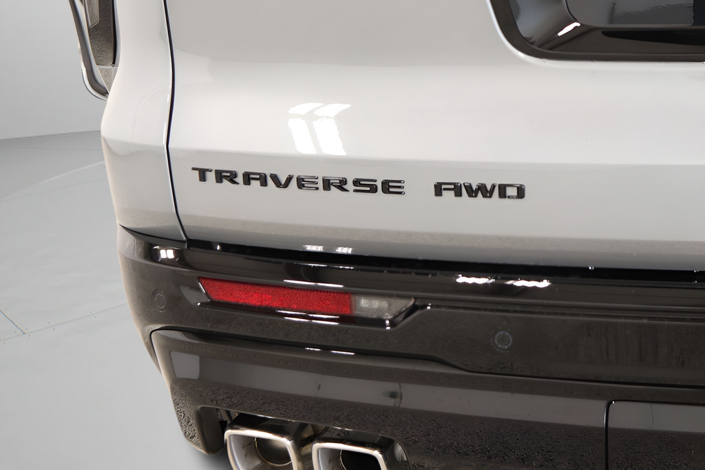 New 2027 Chevrolet Traverse RS w/ LPO, Floor Liner Package AWD/4WD image 39