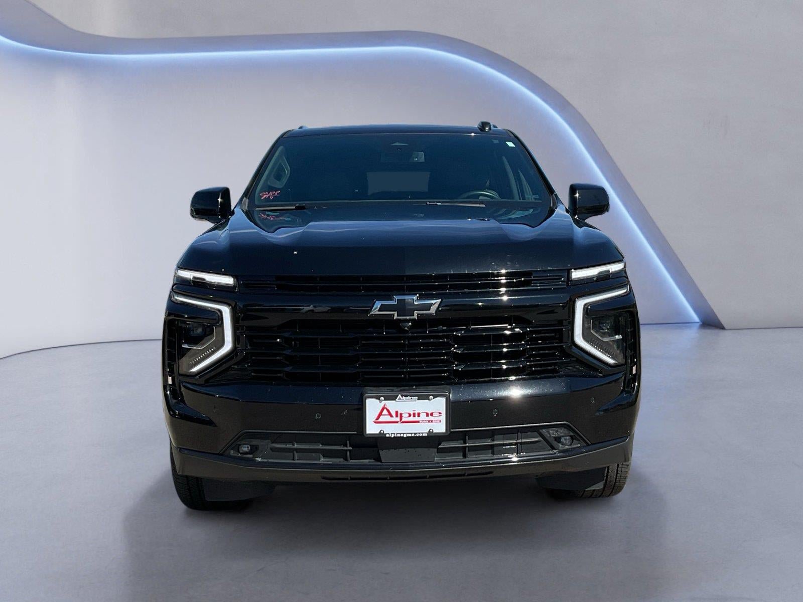 Certified 2025 Chevrolet Suburban RST w/ Sun And Tow Package AWD/4WD image 8