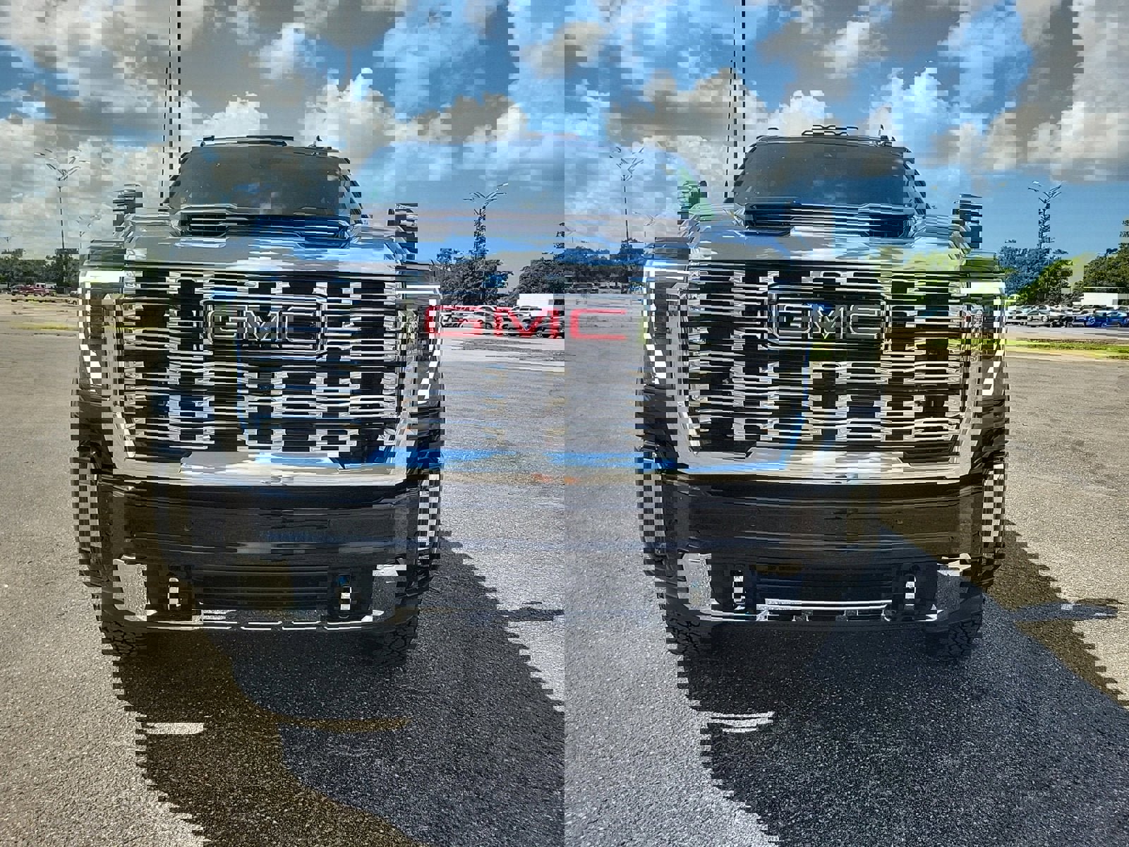 New 2026 GMC Sierra 2500 Denali w/ Denali Reserve Package image 3