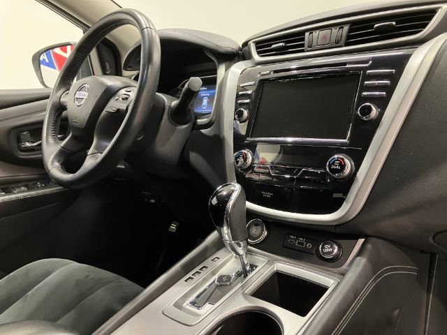 Used 2020 Nissan Murano SV image 47