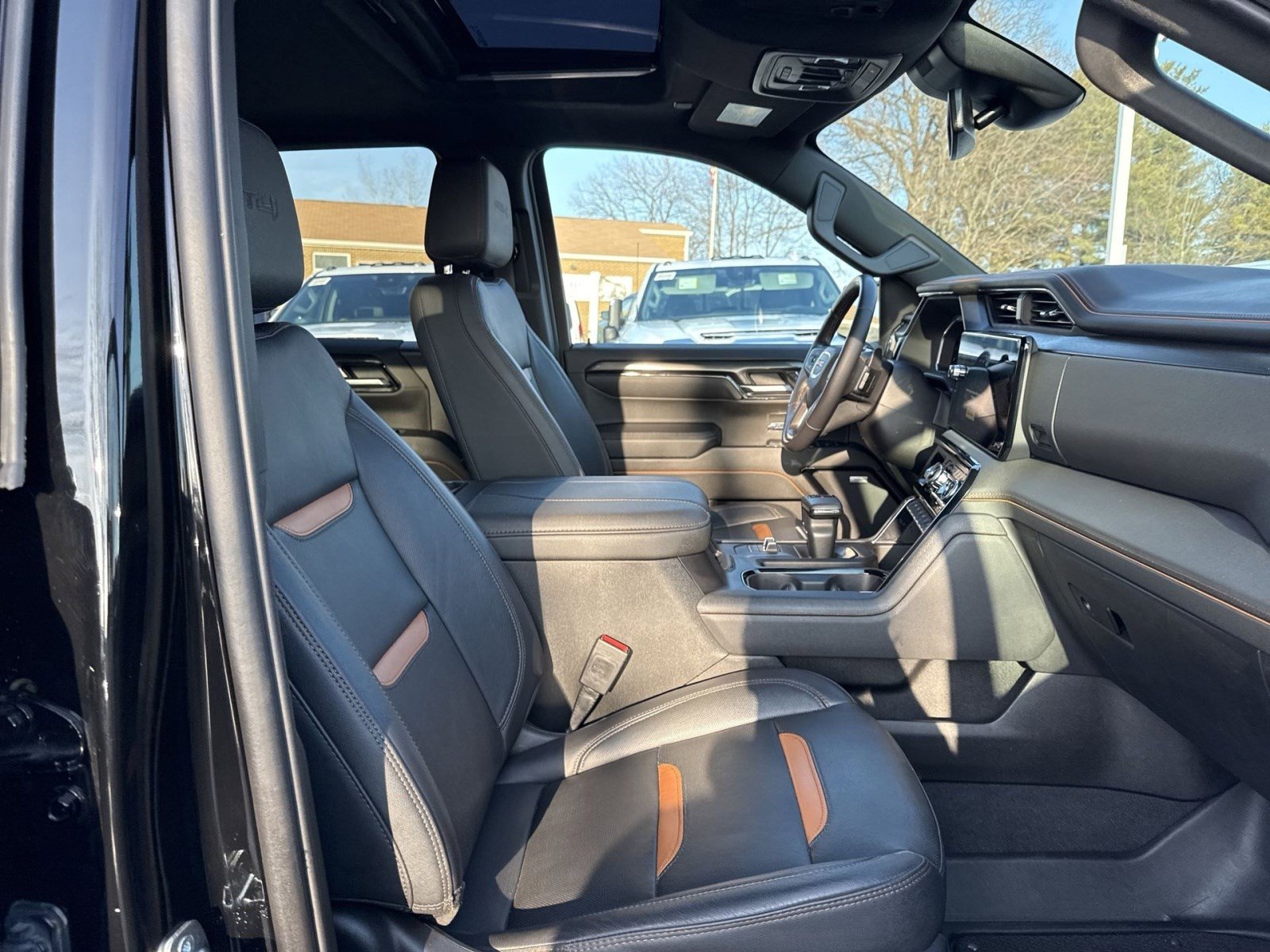 Used 2023 GMC Sierra 1500 AT4 w/ AT4 Preferred Package image 25