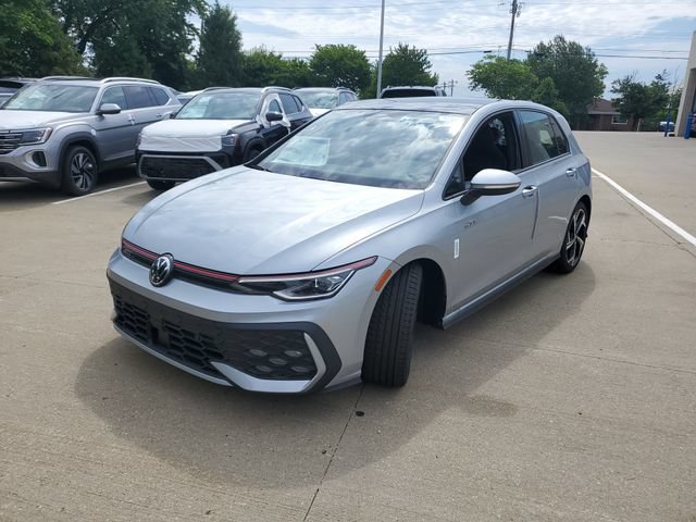 New 2026 Volkswagen GTI SE FWD image 2