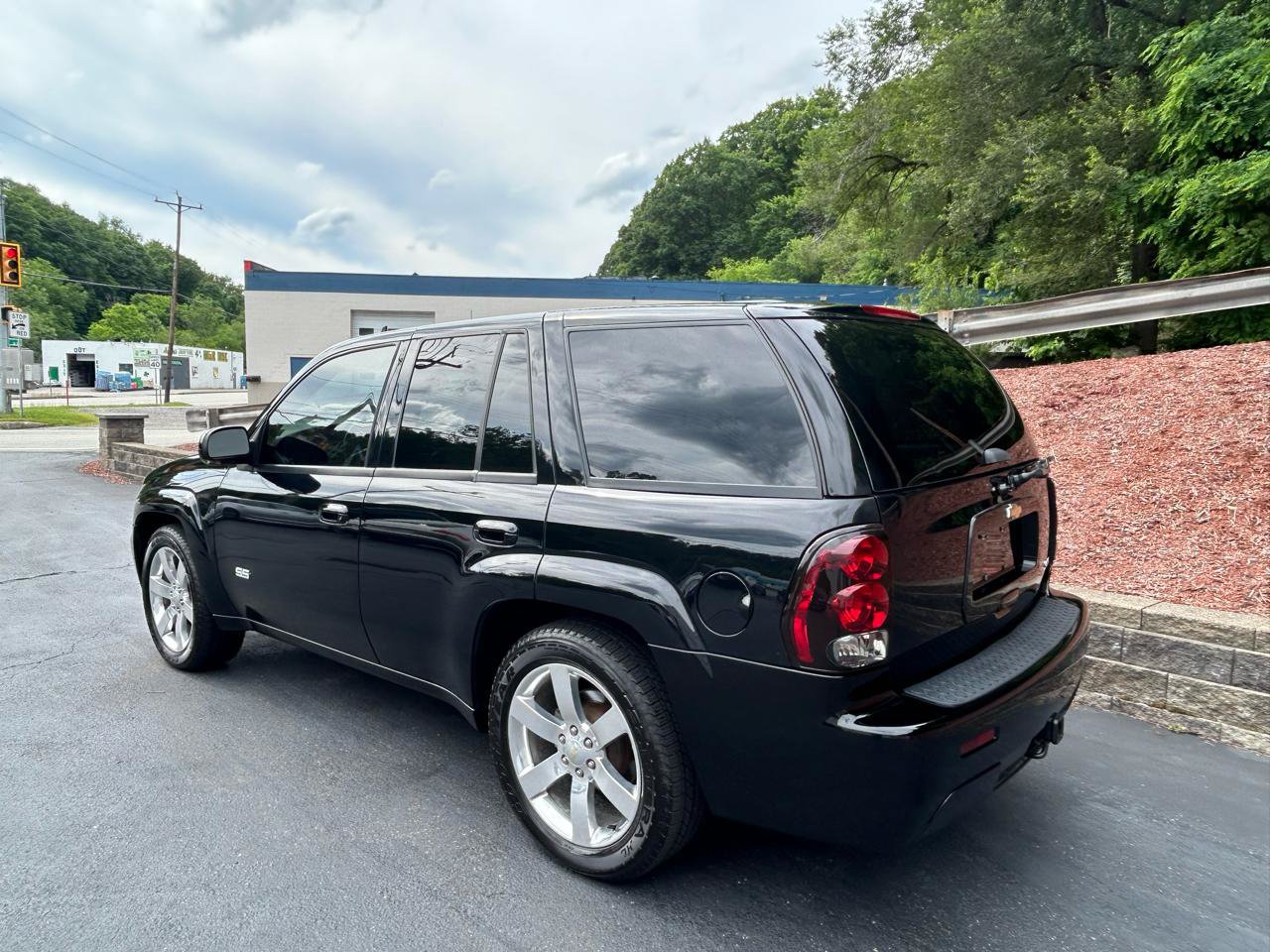 Used 2006 Chevrolet TrailBlazer LT w/ SS Package AWD/4WD image 3