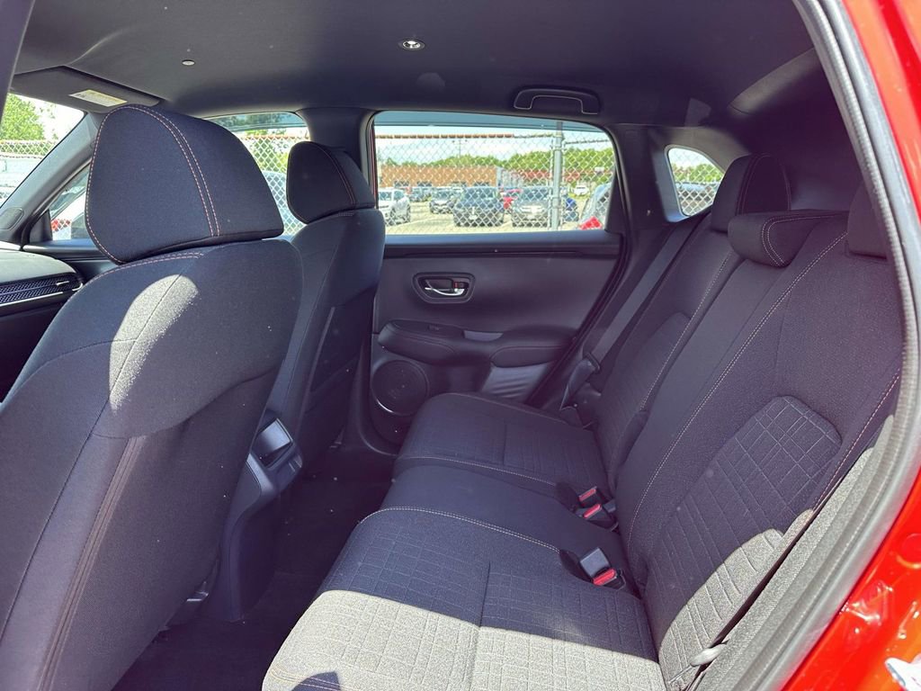 Certified 2025 Honda HR-V Sport image 9