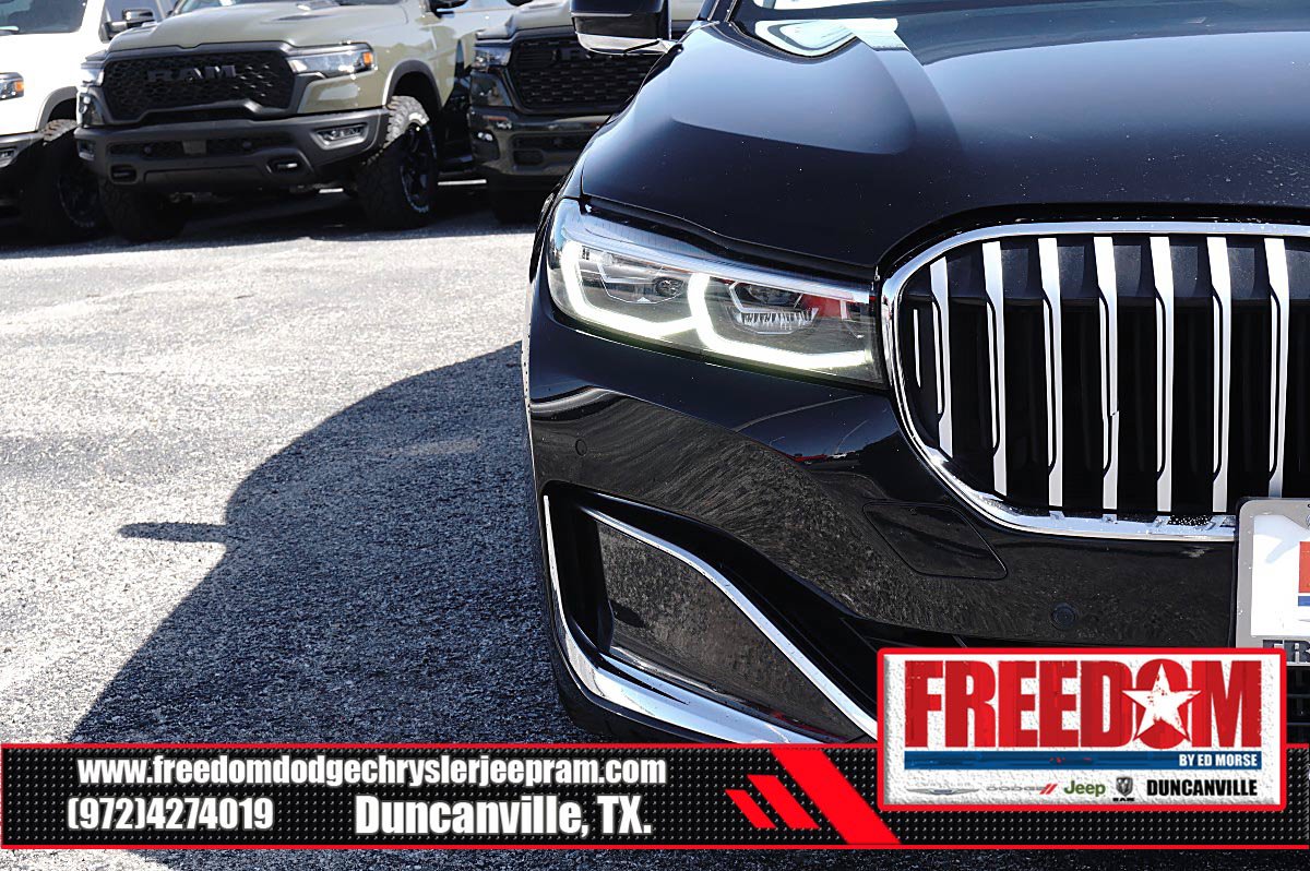 Used 2021 BMW 740i w/ Premium Package RWD image 45