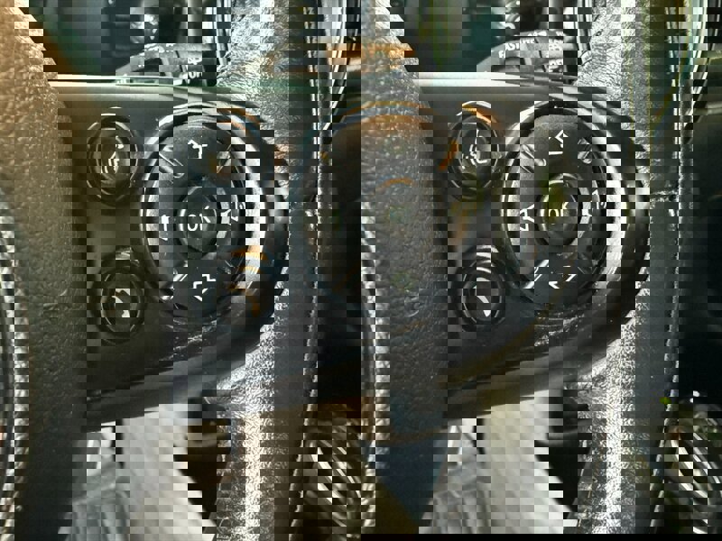 Used 2016 MINI Cooper Clubman image 21