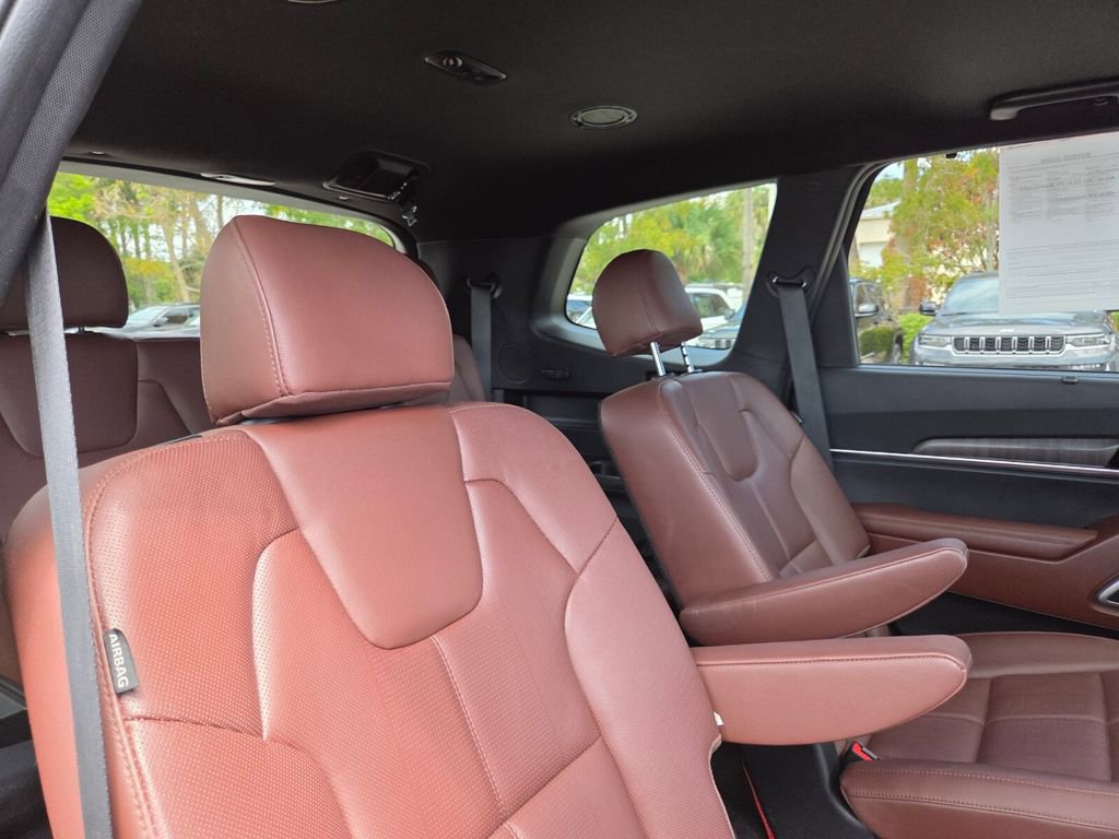 Used 2024 Kia Telluride EX w/ EX Captain's Chair Package FWD image 14