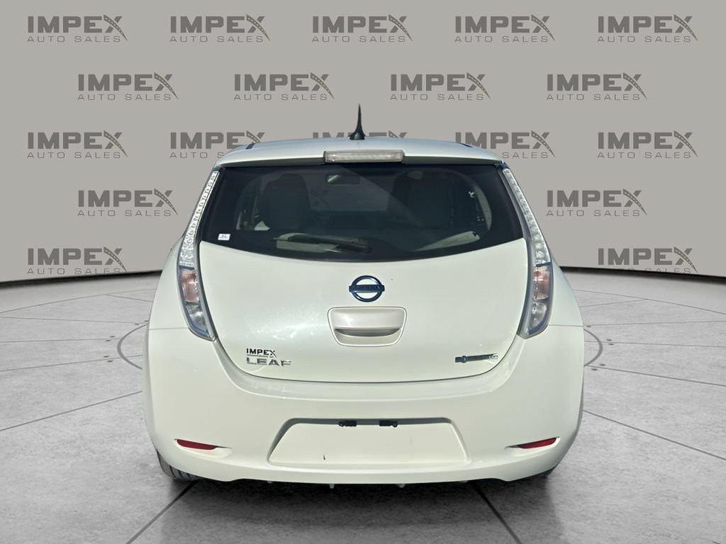 Used 2012 Nissan Leaf SV FWD image 4