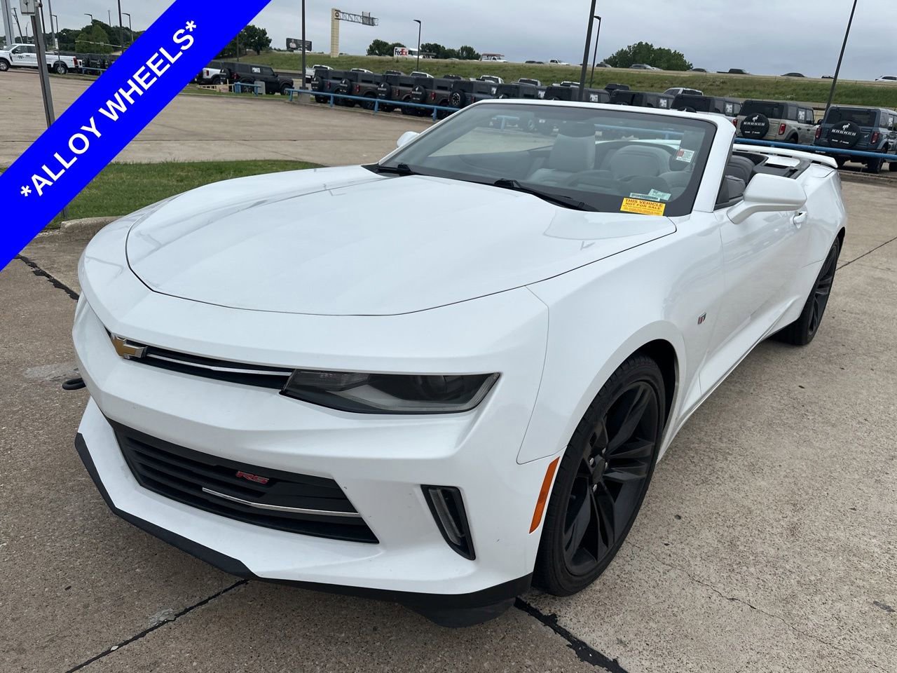 Used 2017 Chevrolet Camaro LT RWD image 1